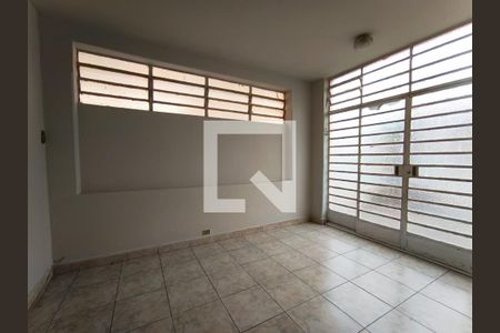 Sala/Cozinha de casa à venda com 3 quartos, 144m² em Carlos Prates, Belo Horizonte