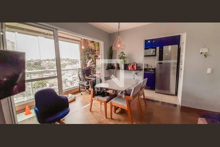 Sala de apartamento à venda com 2 quartos, 55m² em Jardim Roberto, Osasco