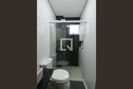 Banheiro Social de kitnet/studio para alugar com 1 quarto, 28m² em Parque Terra Nova Ii, São Bernardo do Campo