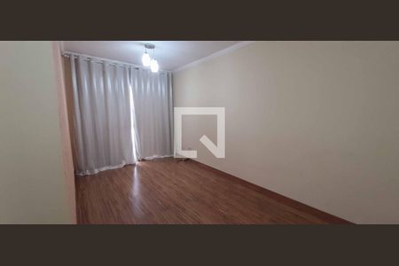 Sala de apartamento à venda com 2 quartos, 62m² em Km 18, Osasco