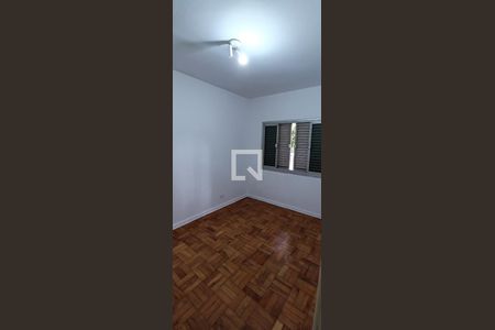 Quarto 1 de casa para alugar com 3 quartos, 80m² em Vila Sonia, São Paulo