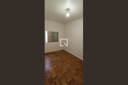 Quarto 2 de casa para alugar com 3 quartos, 80m² em Vila Sonia, São Paulo