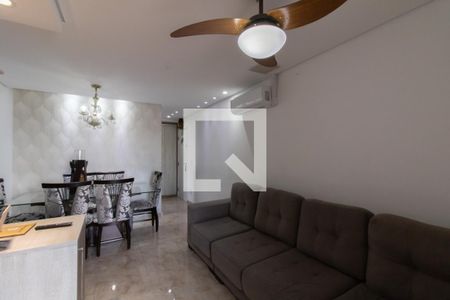 Apartamento para alugar com 77m², 3 quartos e 2 vagasSala