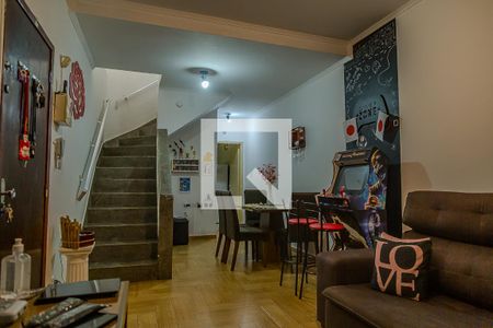 Sala de casa à venda com 5 quartos, 250m² em Vila Fachini, São Paulo