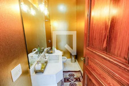 Lavabo de casa à venda com 4 quartos, 700m² em Vila Progredior, São Paulo