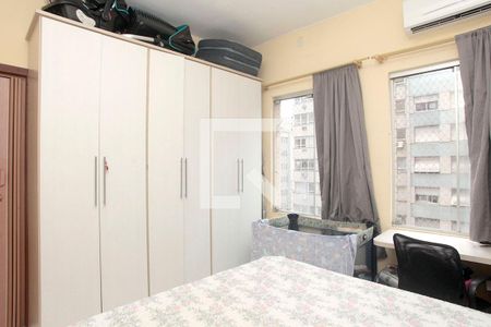 Quarto de kitnet/studio à venda com 1 quarto, 38m² em Centro Histórico, Porto Alegre