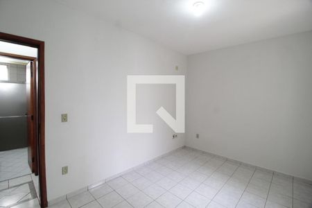 Quarto 1 de apartamento para alugar com 2 quartos, 60m² em Santa Mônica, Uberlândia