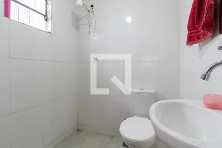 Banheiro social  de casa à venda com 1 quarto, 434m² em Glória, Belo Horizonte