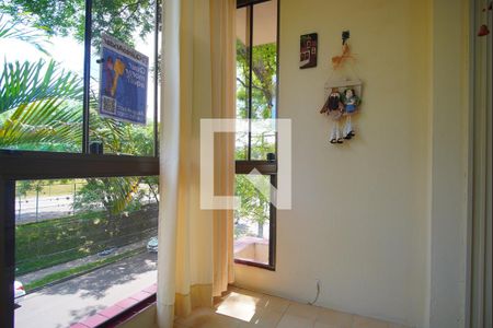 Sala - Varanda de apartamento para alugar com 1 quarto, 53m² em Jardim do Salso, Porto Alegre