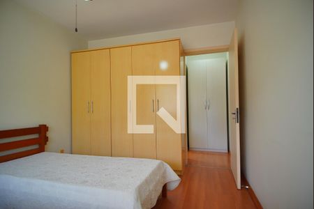 Quarto  de apartamento para alugar com 1 quarto, 53m² em Jardim do Salso, Porto Alegre