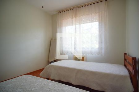 Quarto de apartamento para alugar com 1 quarto, 53m² em Jardim do Salso, Porto Alegre