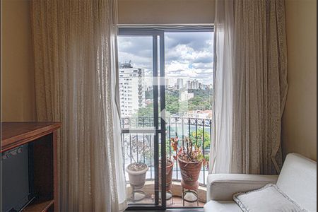 Varanda Sala de apartamento à venda com 2 quartos, 62m² em Aclimação, São Paulo