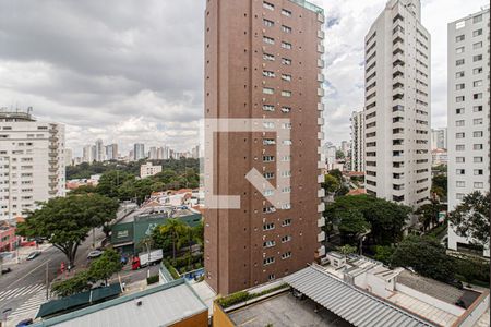 Varanda Sala de apartamento à venda com 2 quartos, 62m² em Aclimação, São Paulo