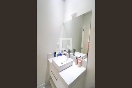 Casa de condomínio para alugar com 285m², 4 quartos e 2 vagas Casa de condomínio para alugar com 285m², 4 quartos e 2 vagasBanheiro do quarto 3