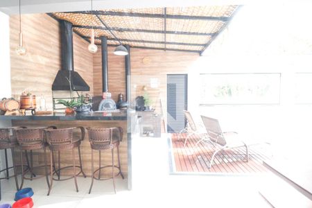 Casa de condomínio para alugar com 285m², 4 quartos e 2 vagas Casa de condomínio para alugar com 285m², 4 quartos e 2 vagasÁrea gourmet