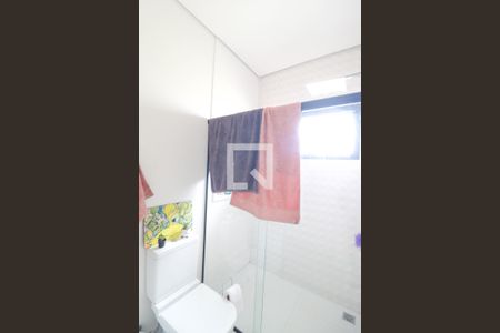 Casa de condomínio para alugar com 285m², 4 quartos e 2 vagas Casa de condomínio para alugar com 285m², 4 quartos e 2 vagasBanheiro do Quarto 4