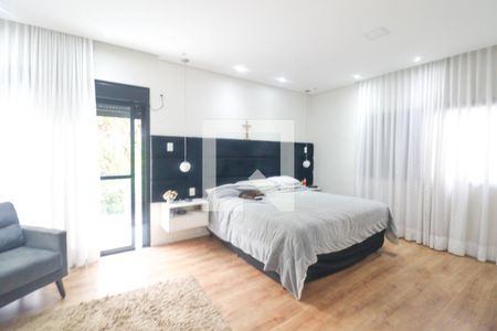 Casa de condomínio para alugar com 285m², 4 quartos e 2 vagas Casa de condomínio para alugar com 285m², 4 quartos e 2 vagasQuarto