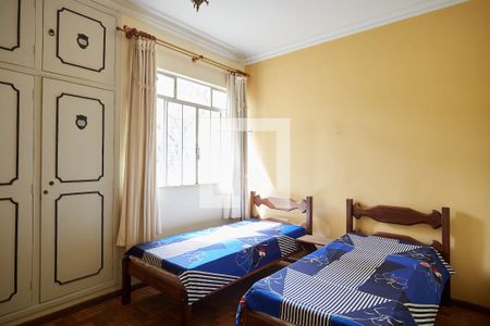 Quarto 1 de apartamento à venda com 3 quartos, 90m² em Santo Antônio, Belo Horizonte