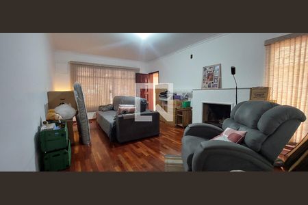 Sala de casa para alugar com 3 quartos, 167m² em Vila Pires, Santo André