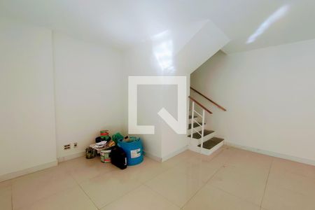 Sala de apartamento para alugar com 3 quartos, 105m² em Taquara, Rio de Janeiro