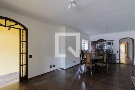 Sala de casa para alugar com 3 quartos, 135m² em Vila Adelaide Perella, Guarulhos