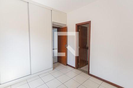 Suíte de apartamento para alugar com 2 quartos, 100m² em Sagrada Família, Belo Horizonte