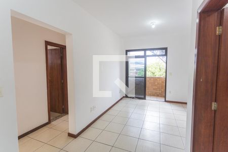 Sala de apartamento para alugar com 2 quartos, 100m² em Sagrada Família, Belo Horizonte