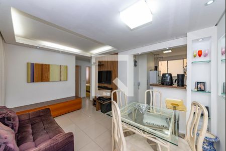 Sala de apartamento à venda com 3 quartos, 68m² em Buritis, Belo Horizonte