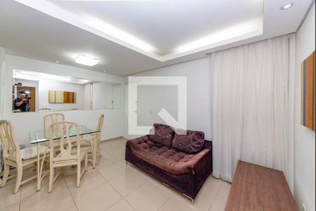 Sala de apartamento à venda com 3 quartos, 68m² em Buritis, Belo Horizonte