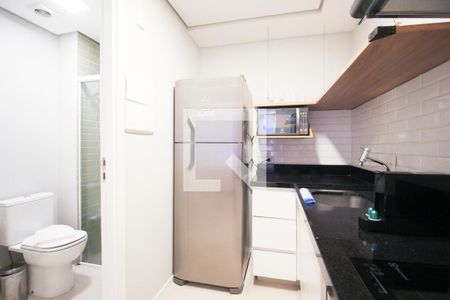 Cozinha de kitnet/studio para alugar com 1 quarto, 27m² em Moema, São Paulo