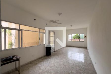 Sala de casa para alugar com 3 quartos, 180m² em Vila Monumento, São Paulo