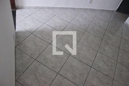 Sala de casa para alugar com 2 quartos, 50m² em Parque Jurema, Guarulhos