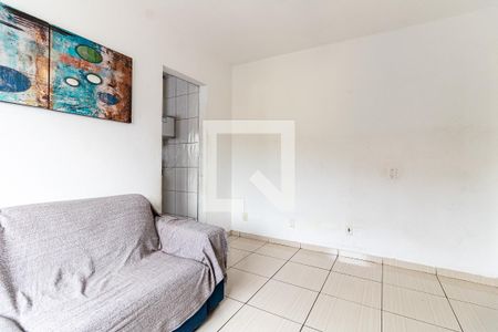 Sala de casa para alugar com 2 quartos, 40m² em Vila Caraguata, São Paulo