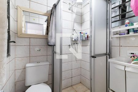 Banheiro de casa para alugar com 2 quartos, 40m² em Vila Caraguata, São Paulo