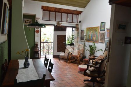 Sala de casa de condomínio à venda com 3 quartos, 119m² em Taquara, Rio de Janeiro