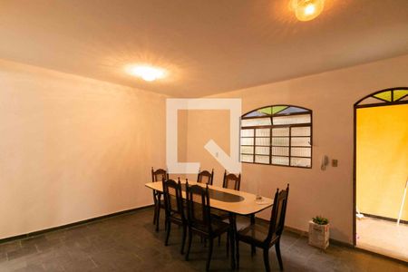 Sala de Jantar de casa para alugar com 3 quartos, 181m² em Ouro Preto, Belo Horizonte