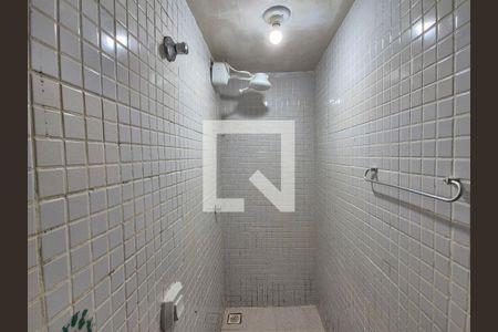 Banheiro da suite de apartamento para alugar com 1 quarto, 40m² em Recreio dos Bandeirantes, Rio de Janeiro