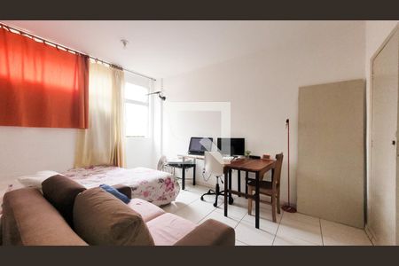 Sala / Quarto de apartamento à venda com 1 quarto, 32m² em Centro, Campinas