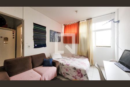 Sala / Quarto de apartamento à venda com 1 quarto, 32m² em Centro, Campinas