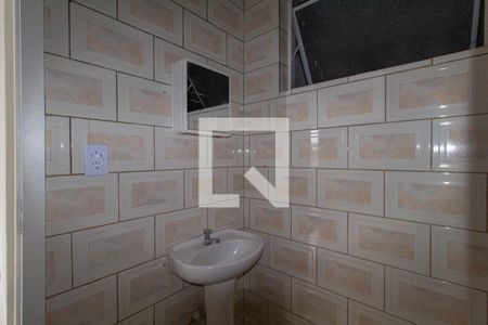 Banheiro de kitnet/studio para alugar com 1 quarto, 30m² em Centro, São Leopoldo