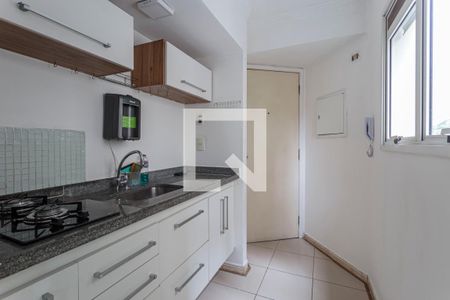 Cozinha de apartamento para alugar com 1 quarto, 45m² em Itaim Bibi, São Paulo