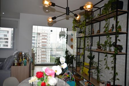 Sala de apartamento à venda com 2 quartos, 68m² em Cerâmica, São Caetano do Sul