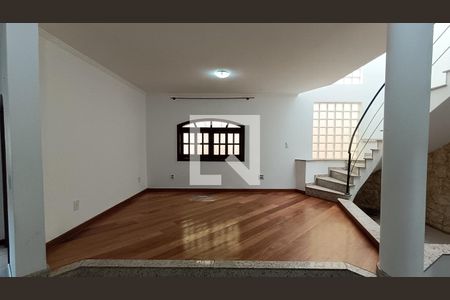 Sala de casa para alugar com 2 quartos, 460m² em Jardim Pagliato, Sorocaba