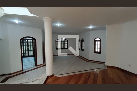 Sala de casa para alugar com 2 quartos, 460m² em Jardim Pagliato, Sorocaba