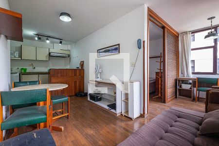 Apartamento para alugar com 44m², 1 quarto e 1 vagaSala/Cozinha