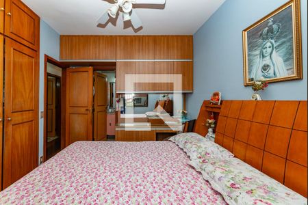 Suíte de apartamento à venda com 3 quartos, 90m² em Caiçaras, Belo Horizonte