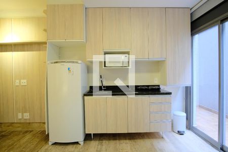 Cozinha de kitnet/studio para alugar com 1 quarto, 32m² em Vila Gomes Cardim, São Paulo