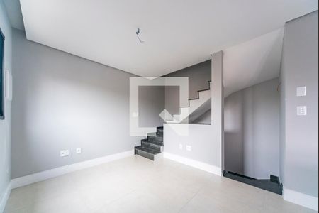 Sala de casa à venda com 2 quartos, 76m² em Vila Alzira, Santo André