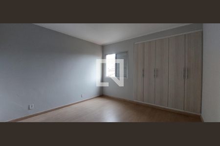 Quarto 1 suíte de apartamento para alugar com 2 quartos, 100m² em Santa Terezinha, Santo André