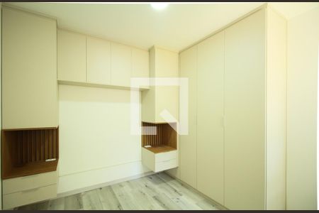 Suite  de apartamento à venda com 2 quartos, 80m² em Paraíso do Morumbi, São Paulo